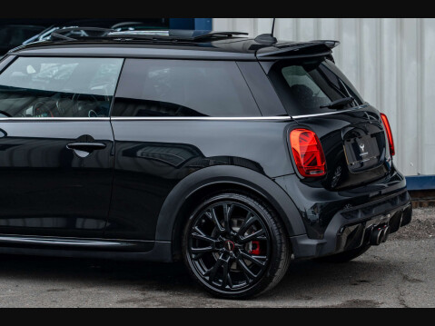 Mini Hatch 2.0 John Cooper Works Auto 3dr 25