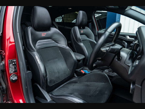 Ford Focus 2.3 Focus ST 5dr 10