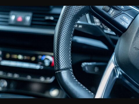 Audi Q5 2.0 Q5 Black Edition 40 TDI Quattro Semi-Auto 4WD 5dr 13