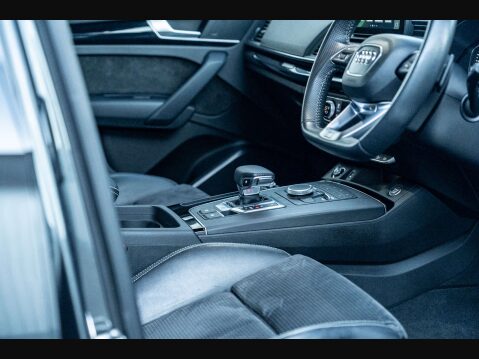 Audi Q5 2.0 Q5 Black Edition 40 TDI Quattro Semi-Auto 4WD 5dr 17