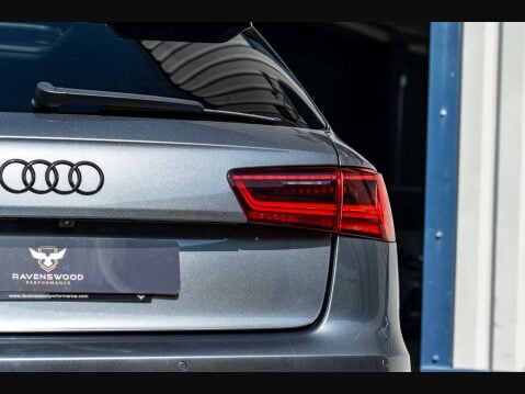 Audi RS6 4.0 TFSI V8 Performance Estate 5dr Petrol Tiptronic quattro Euro 6 (s/s) (6 27