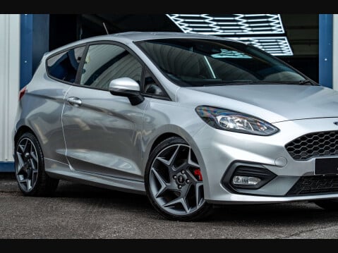 Ford Fiesta 1.5 Fiesta ST-3 T 3dr 7