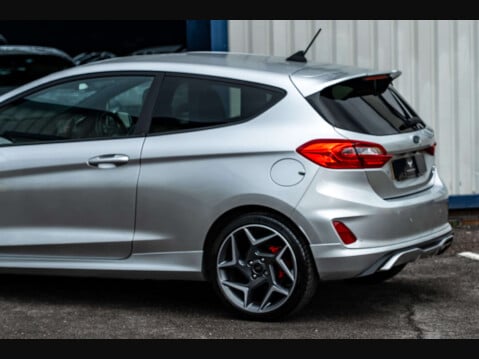 Ford Fiesta 1.5 Fiesta ST-3 T 3dr 25