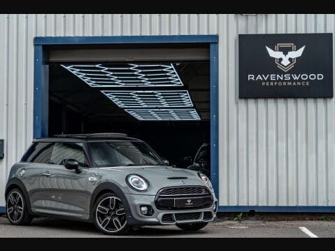 Mini Hatch 2.0 Cooper S Sport Auto 3dr 1
