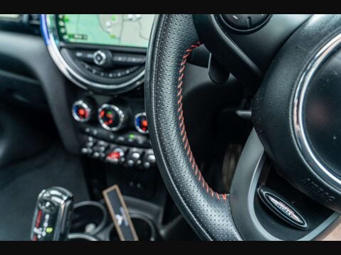 Mini Hatch 2.0 Cooper S Sport Auto 3dr 13