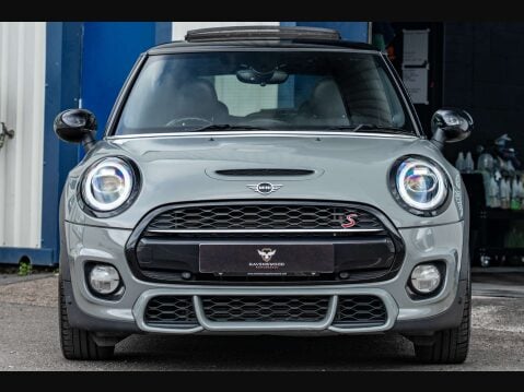 Mini Hatch 2.0 Cooper S Sport Auto 3dr 27