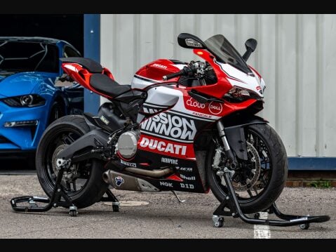 Ducati 899 Panigale 0.9 899 Panigale 7