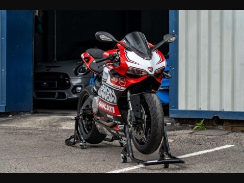 Ducati 899 Panigale 0.9 899 Panigale 9