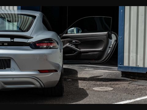 Porsche 718 2.0 718 Cayman Semi-Auto 3dr 8