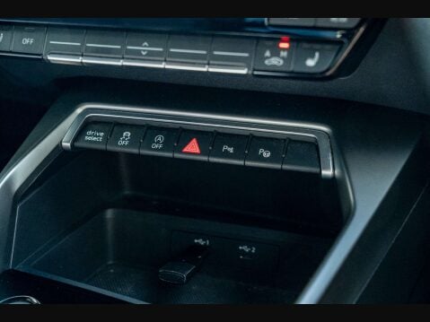 Audi A3 2.0 A3 Sportback 35 TDI S Line Edition 1 Semi-Auto 5dr 17