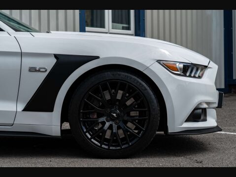 Ford Mustang 5.0 Mustang GT 2dr 6