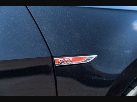 Volkswagen Golf 2.0 Golf GTi TSi Semi-Auto 5dr 19