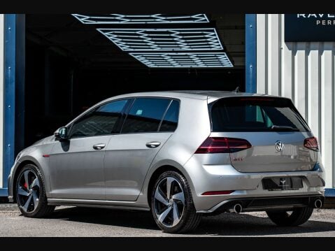 Volkswagen Golf 2.0 Golf GTi Performance TSi Semi-Auto 5dr 2