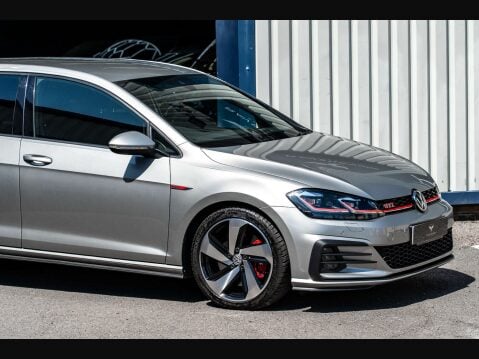 Volkswagen Golf 2.0 Golf GTi Performance TSi Semi-Auto 5dr 23