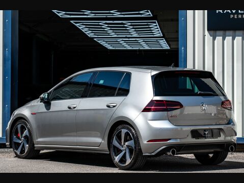 Volkswagen Golf 2.0 Golf GTi Performance TSi Semi-Auto 5dr 2