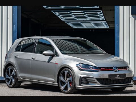 Volkswagen Golf 2.0 Golf GTi Performance TSi Semi-Auto 5dr 5