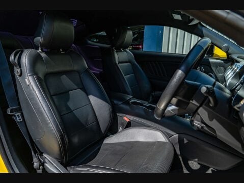Ford Mustang 5.0 Mustang GT 2dr 10