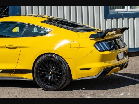 Ford Mustang 5.0 Mustang GT 2dr 24