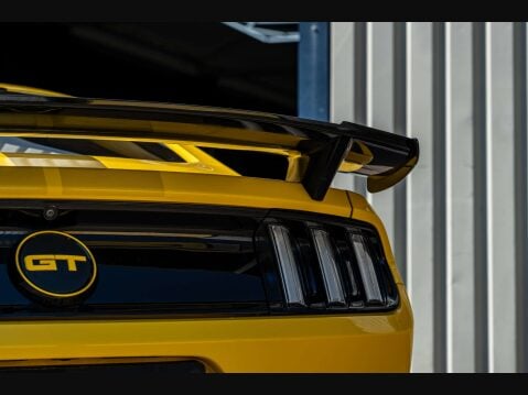 Ford Mustang 5.0 Mustang GT 2dr 26