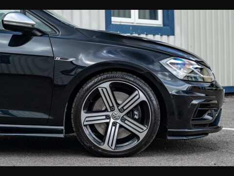 Volkswagen Golf 2.0 Golf R TSi 4Motion Semi-Auto 4WD 5dr 6