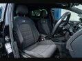 Volkswagen Golf 2.0 Golf R TSi 4Motion Semi-Auto 4WD 5dr 10