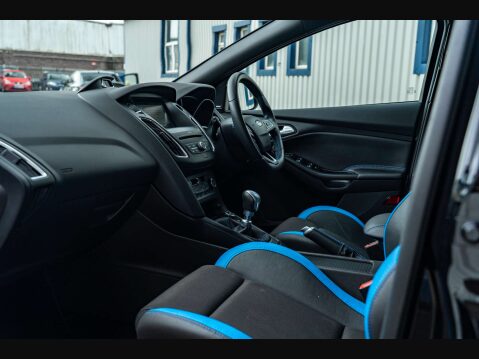 Ford Focus 2.3 Focus RS 4WD 5dr 9
