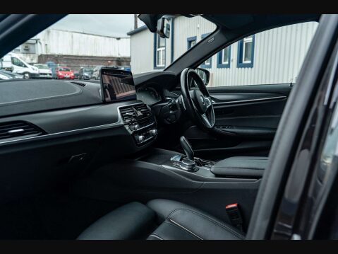 BMW 5 Series 2.0 520d xDrive M Sport MHEV Auto 4WD 4dr 9