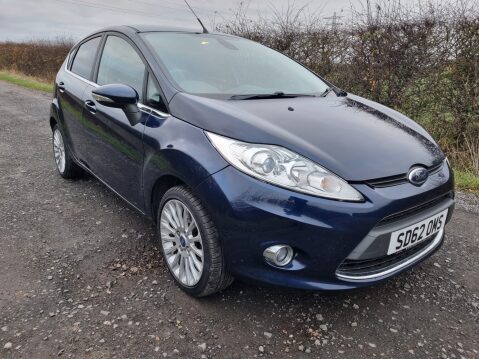 Ford Fiesta TITANIUM 1