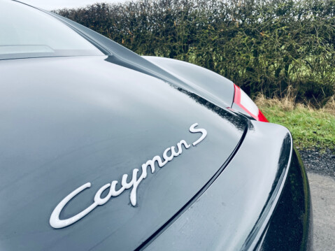 Porsche Cayman 24V S 9