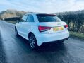 Audi A1 TDI BLACK EDITION 5