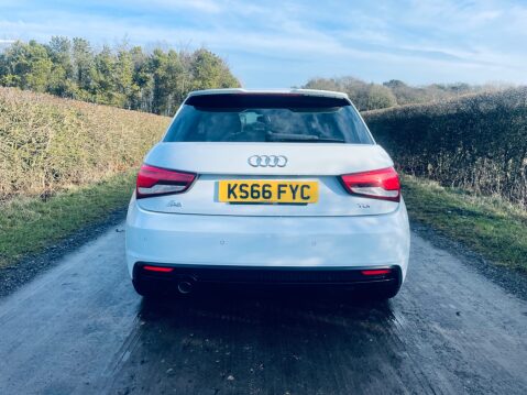 Audi A1 TDI BLACK EDITION 6