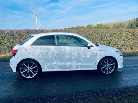 Audi A1 TDI BLACK EDITION 8