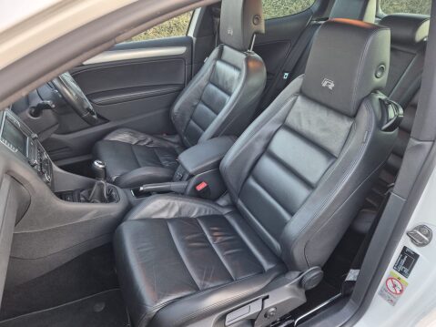 Volkswagen Golf R 14