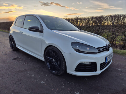 Volkswagen Golf R 1