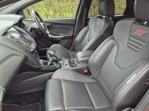 Ford Focus ST-3 24