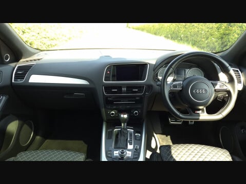 Audi Q5 SQ5 PLUS TDI QUATTRO 12