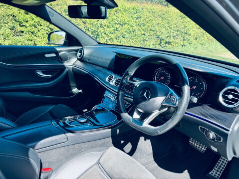 Mercedes-Benz E Class E 220 D AMG LINE 9
