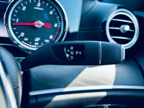 Mercedes-Benz E Class E 220 D AMG LINE 17
