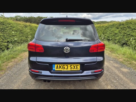 Volkswagen Tiguan R LINE TDI BLUEMOTION TECHNOLOGY 4MOTION 7