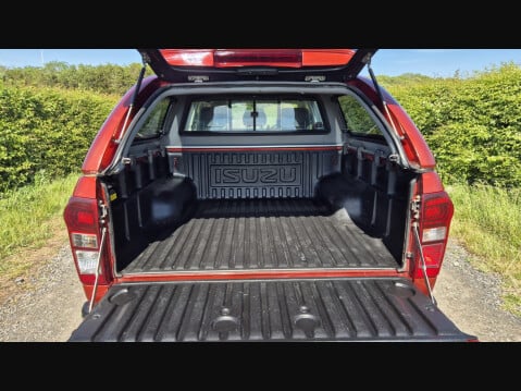 Isuzu D-Max TD UTAH VISION DCB 8