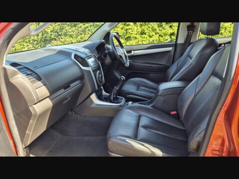 Isuzu D-Max TD UTAH VISION DCB 16