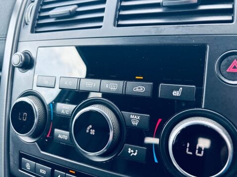 Land Rover Discovery Sport TD4 LANDMARK 29