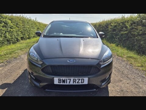 Ford Focus ST-LINE TDCI 5