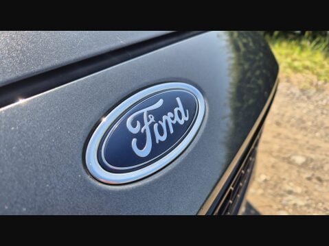 Ford Focus ST-LINE TDCI 8