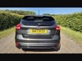 Ford Focus ST-LINE TDCI 10