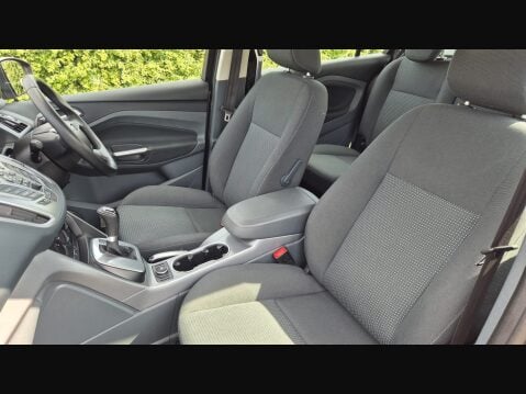 Ford Grand C-Max ZETEC TDCI 10