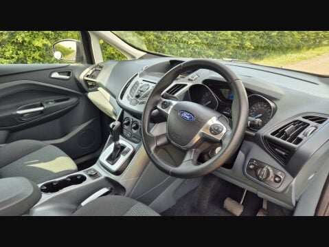 Ford Grand C-Max ZETEC TDCI 16