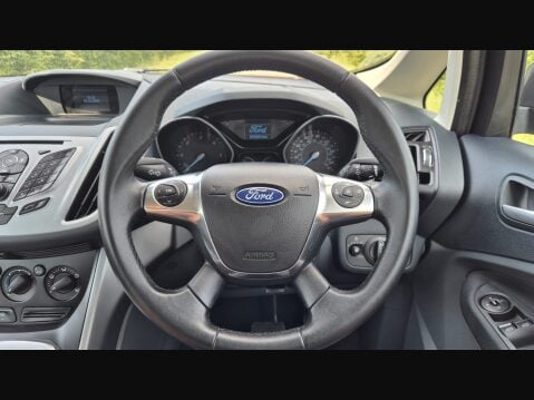 Ford Grand C-Max ZETEC TDCI 19