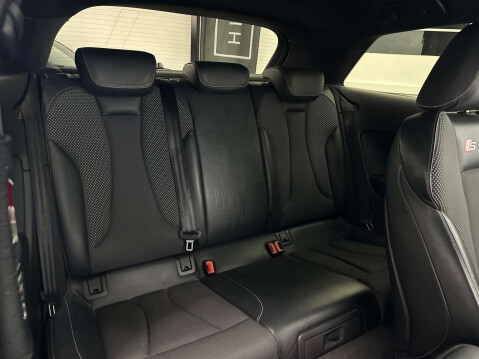Audi A3 1.6 A3 S Line TDI Semi-Auto 3dr 47