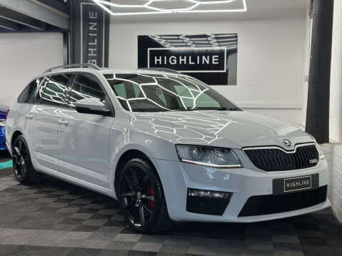 Skoda Octavia 2.0 Octavia vRS TSi Semi-Auto 5dr 2